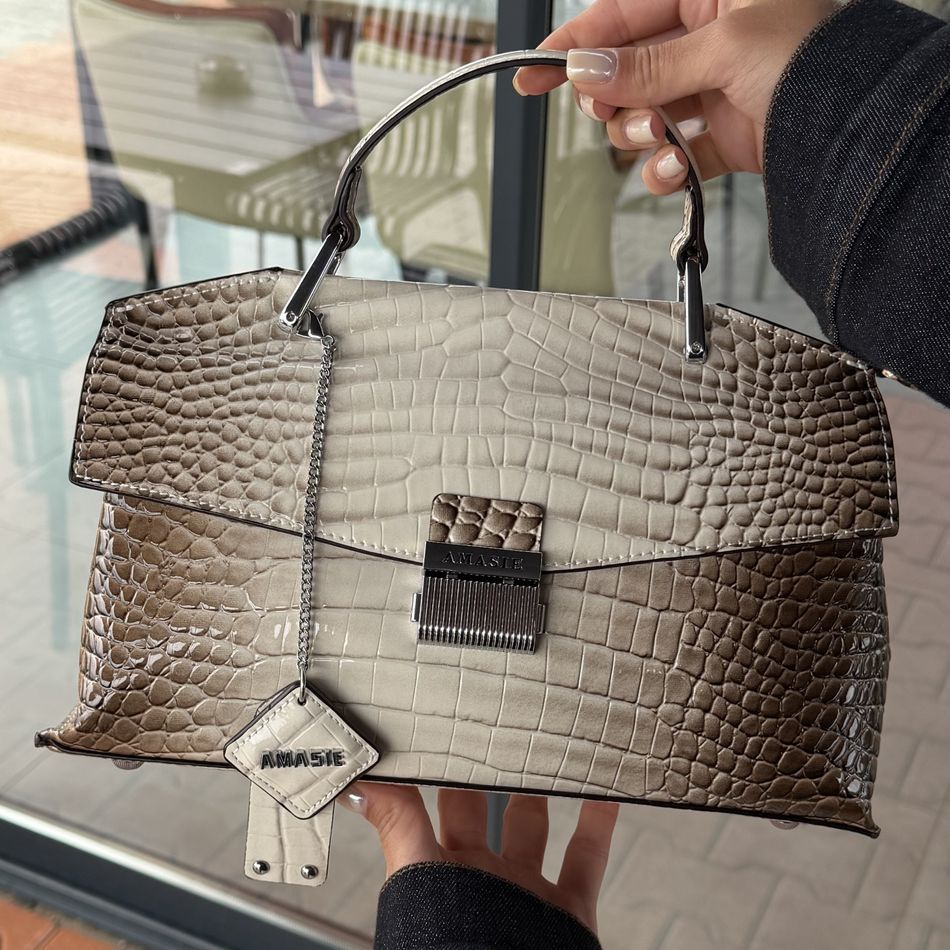 Женская кожаная сумка в лаконичном стиле, бежевая, Velora Minimal 110211-beige фото