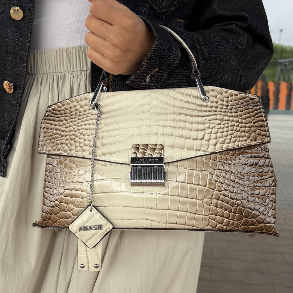 Женская кожаная сумка в лаконичном стиле, бежевая, Velora Minimal 110211-beige фото