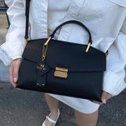 Женская кожаная сумка в лаконичном стиле, черная, Velora Minimal 110211-black фото 6