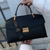 Женская кожаная сумка в лаконичном стиле, черная, Velora Minimal 110211-black фото 7