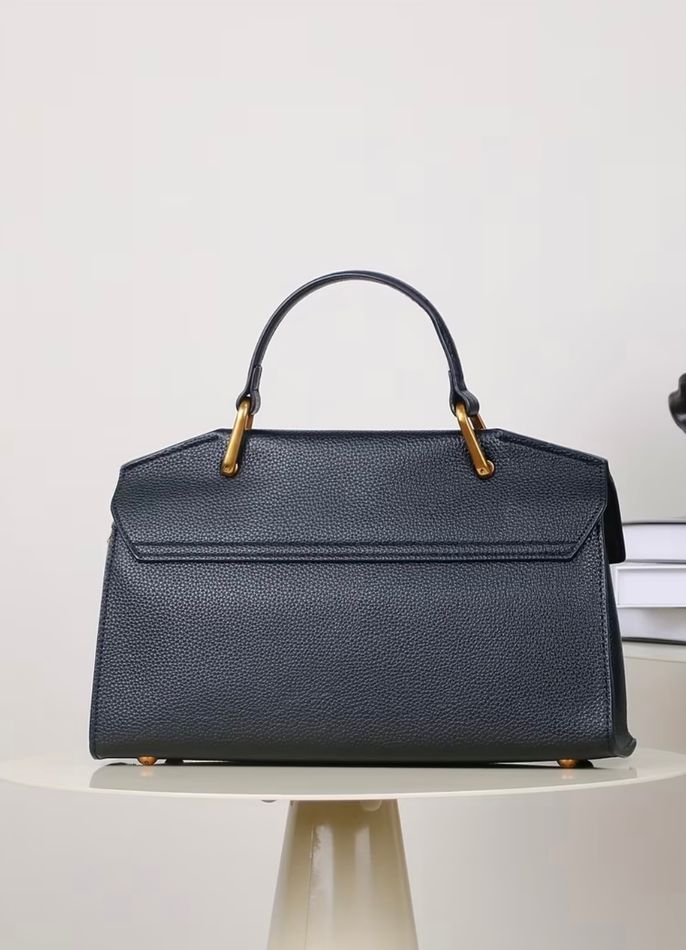 Женская кожаная сумка в лаконичном стиле, черная, Velora Minimal 110211-black фото
