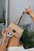Стильна та приємна на дотик крос-боді сумочка жіноча, Feriscent, Бежева 110052-beige фото 2