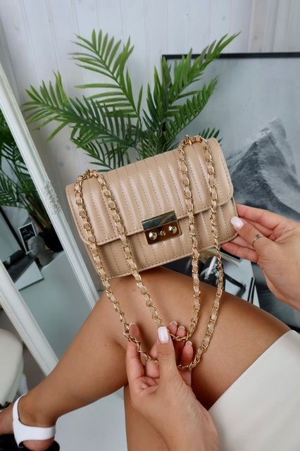 Стильна та приємна на дотик крос-боді сумочка жіноча, Feriscent, Бежева 110052-beige фото